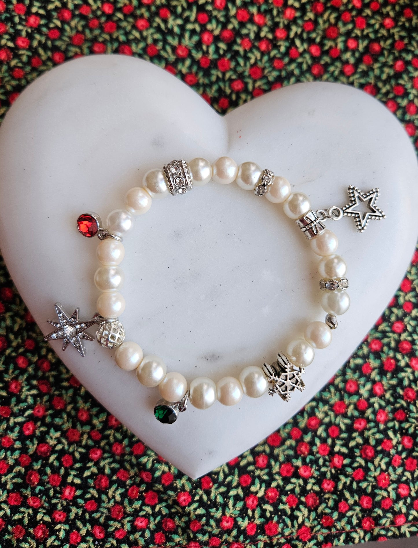 Pearl charm bracelet, winter/holiday theme, stretch fit